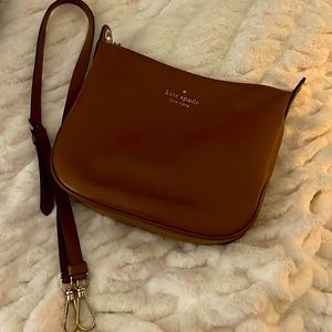 Gently worn Kate Spade purse !